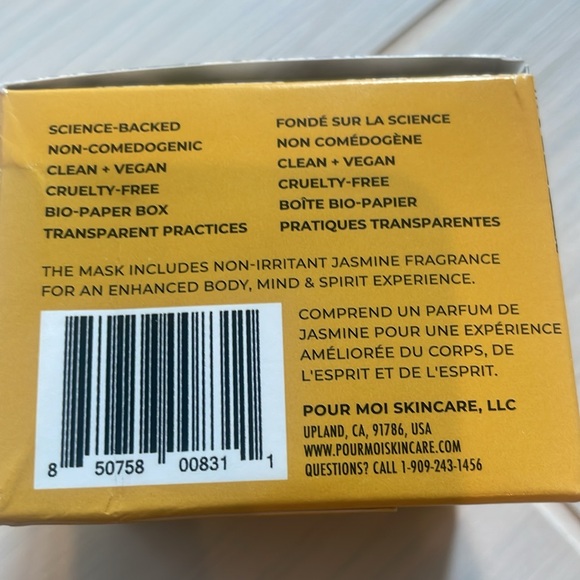 Pour Moi Blue Light Defender Mask - Picture 4 of 4